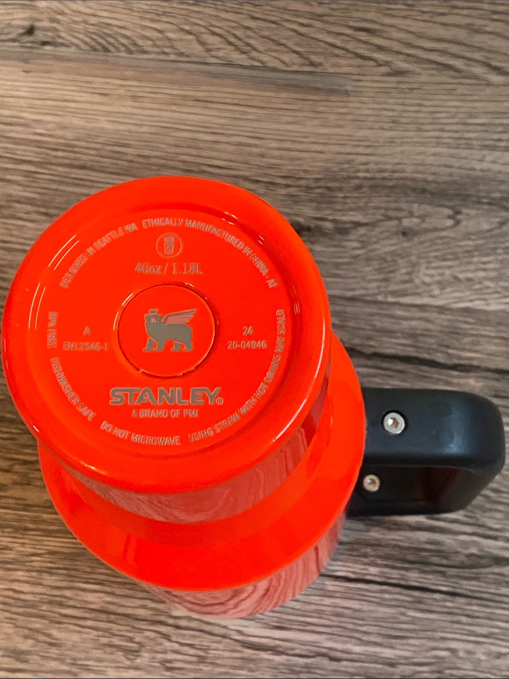 Stanley Neon Orange Travel Mug with Black Handle and Tinted Lid 40 oz - Picture 7 of 16